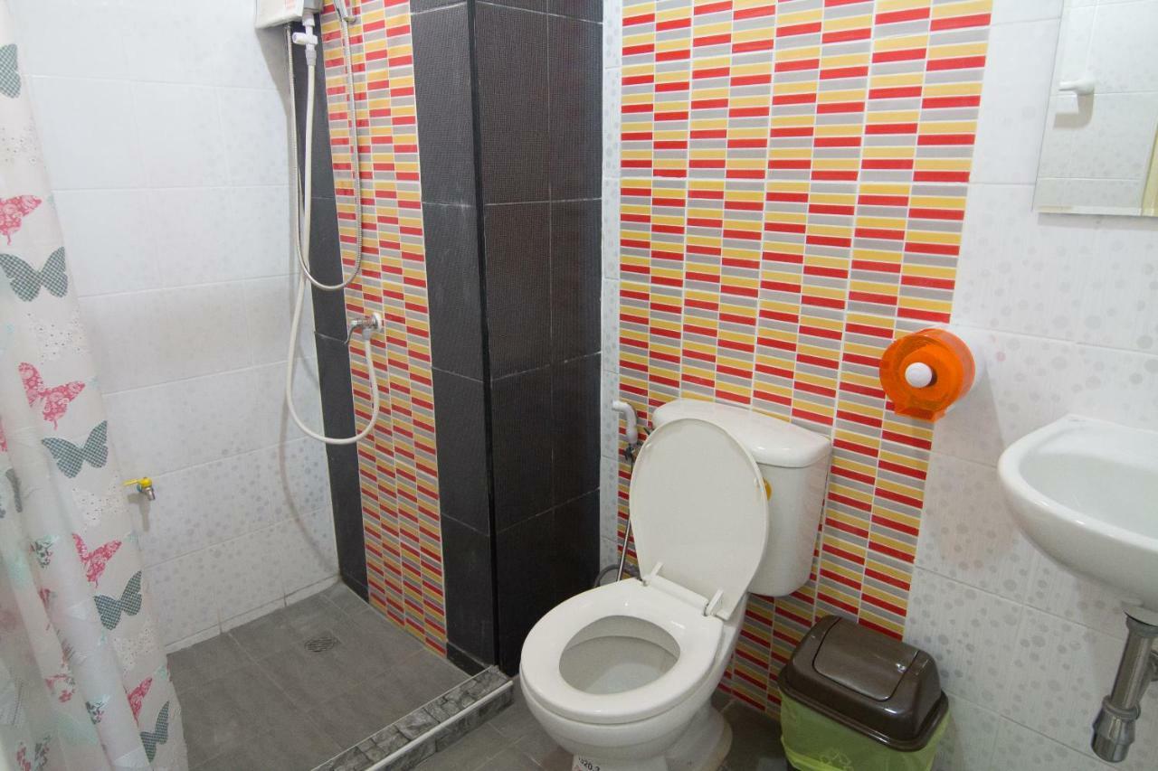 Bann In Suan Apartamento *